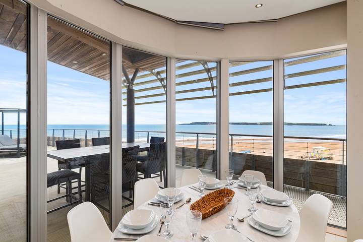 Gîte pour 6 personnes, avec vue sur l’océan ainsi que vue et balcon, adapté aux familles dans Pembrokeshire - 2