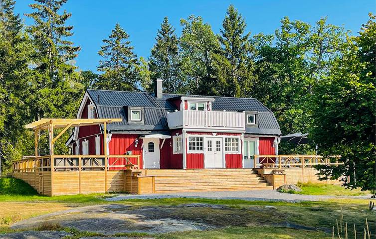 Ferienhaus für 8 Personen, mit Terrasse und Garten sowie Whirlpool - 1