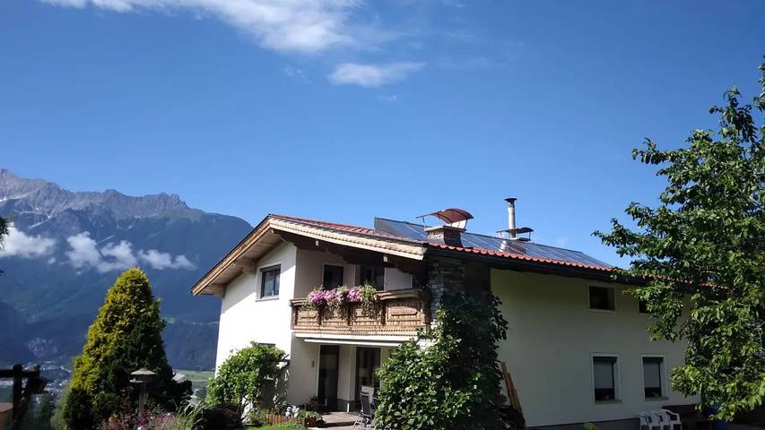 Appartement de vacances pour 5 personnes, avec jardin