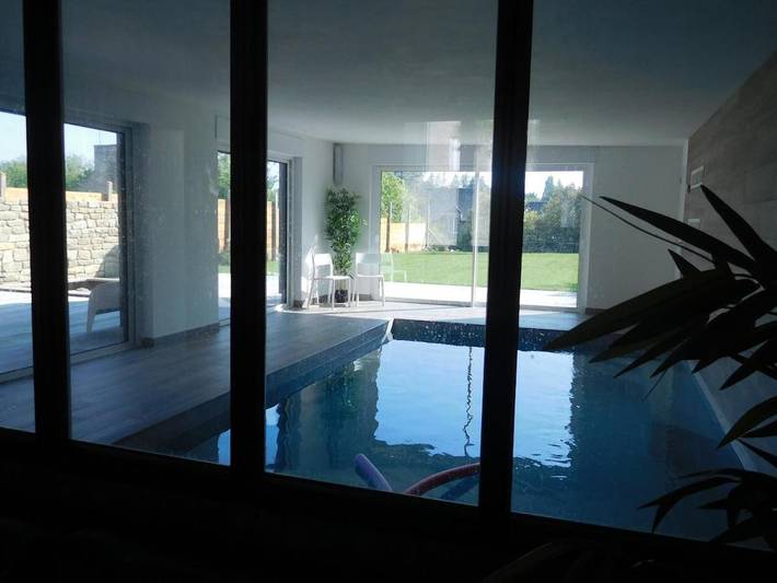 Location de vacances pour 9 personnes, avec jardin et piscine à Plélan-le-Petit