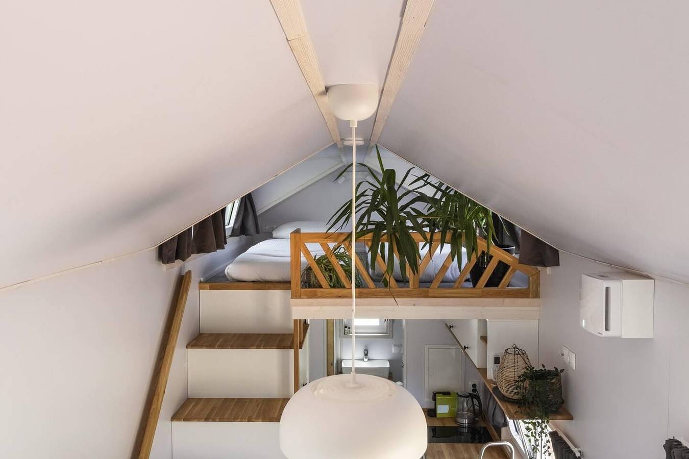 De Glamping — Gelbes Tiny House – Stimmungsvoller Aufenthalt für bis zu 5 Personen, Zeewolde in Flevoland
