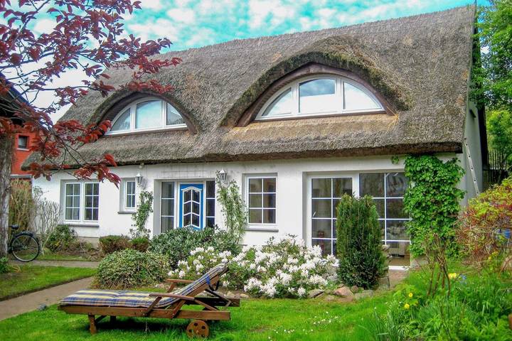 Ferienhaus für 7 Personen, mit Terrasse und Garten in Binz - 3