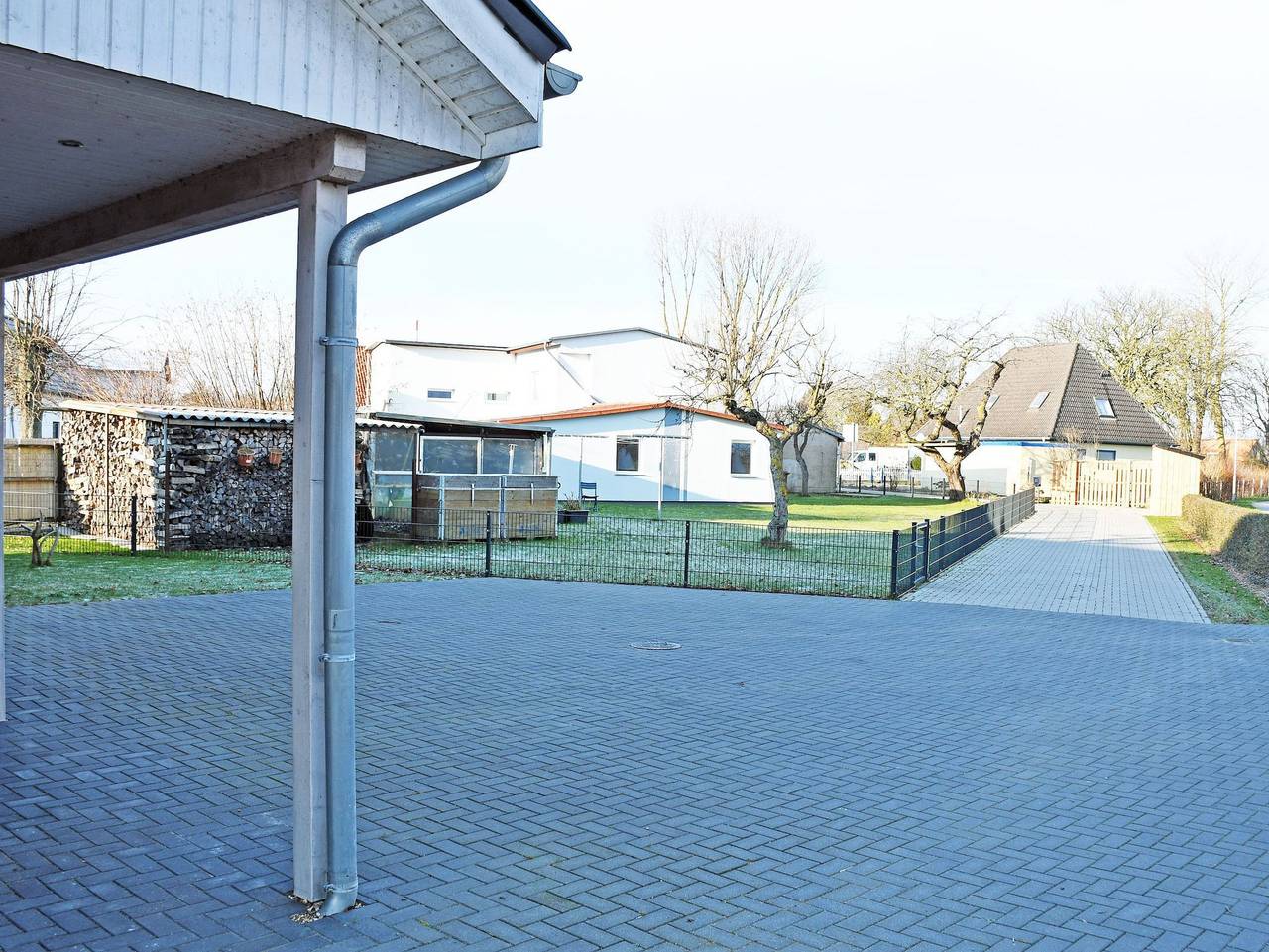 Ganze Ferienwohnung, Trenter Fewo mit Sonnenterrasse - Trenter Fewo mit Sonnenterrasse in Trent, Rügen