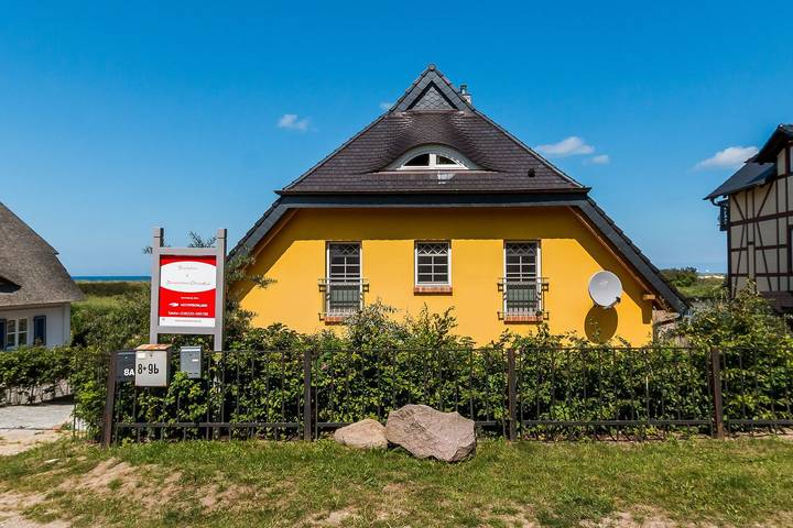Ferienhaus für 6 Personen, mit Sauna und Balkon sowie Seeblick in Ahrenshoop