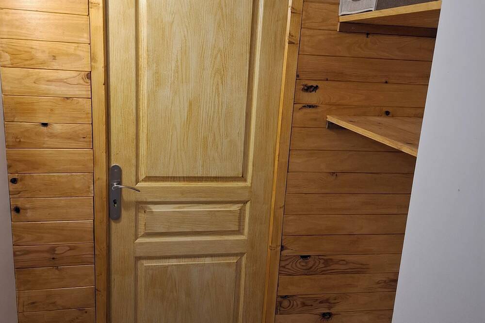 Appartement entier, Studio Rdc dans maison in Frontenex, Région d'Albertville