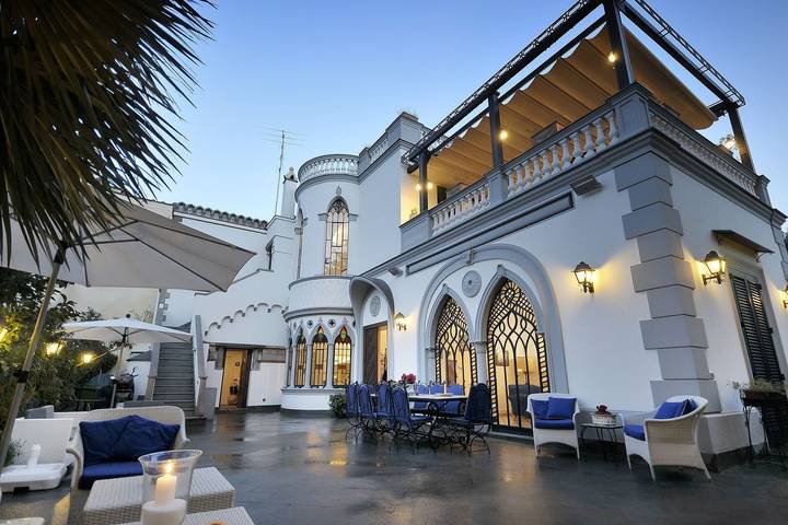 Villa per 16 persone, con Balcone e Terrazza nonché Giardino a Ercolano