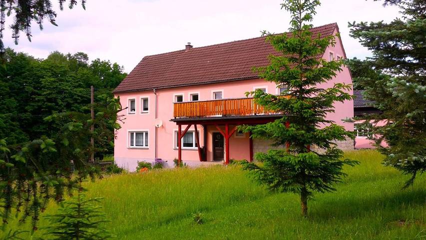 Ferienwohnung für 2 Personen, mit Garten und Ausblick in Rathmannsdorf