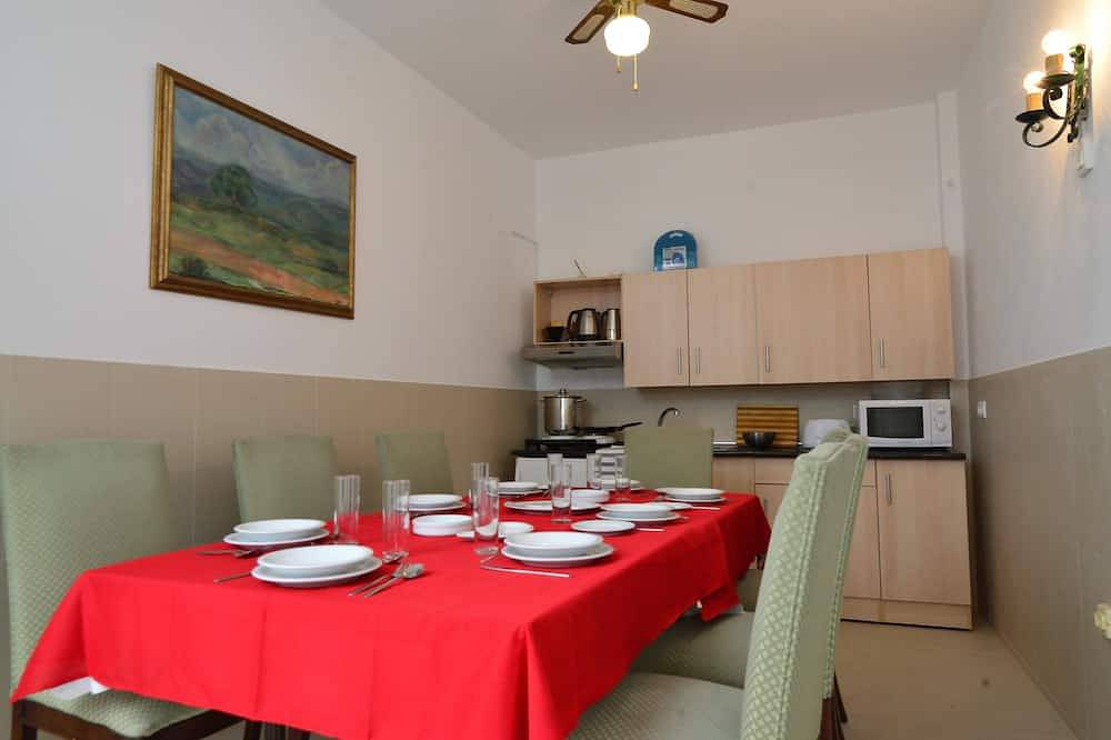 New House & Free Parking 33 in Mairena del Alcor, Provincia de Sevilla