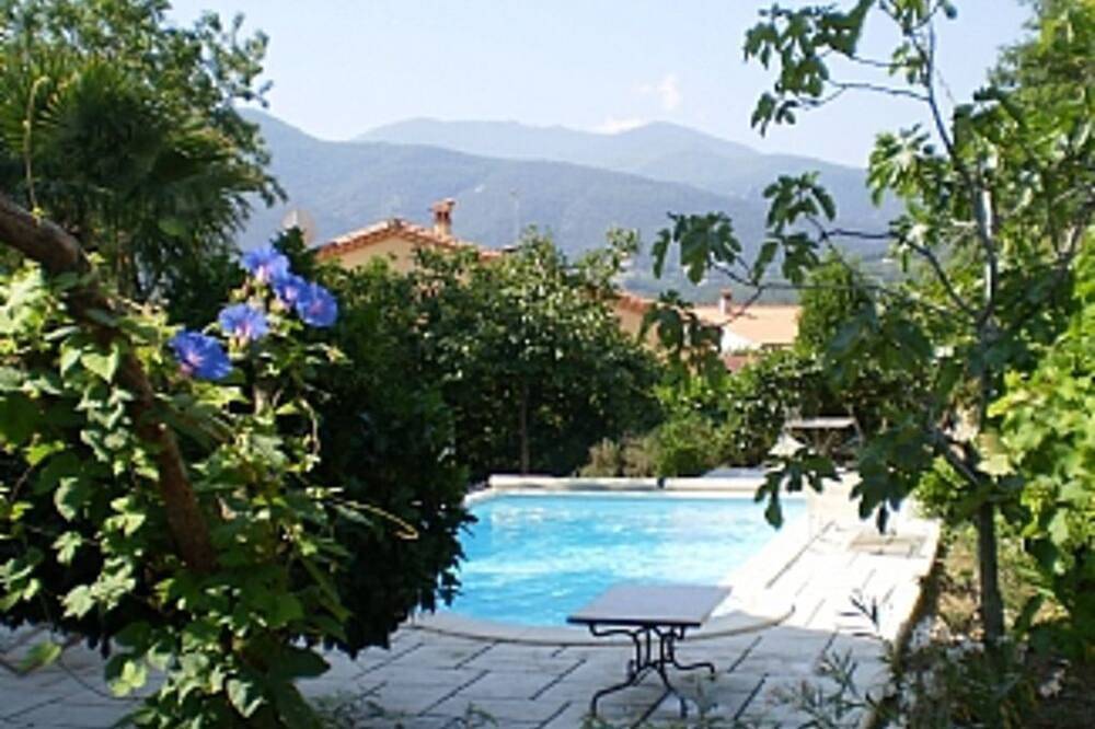 Spacious 8-Bed Villa; Pool, Mountain Views, Easy Access to Céret, Coast & Spain in Céret, Céret region