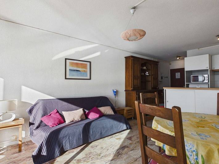 Apartamento entero, Apartamento de 2 piezas con terraza frente al mar en alquiler in Grau d’Agde, Agde