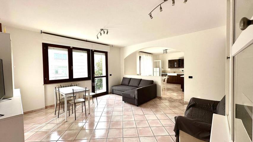 Appartamento per 8 persone, con panorama e terrazza in Castelfidardo