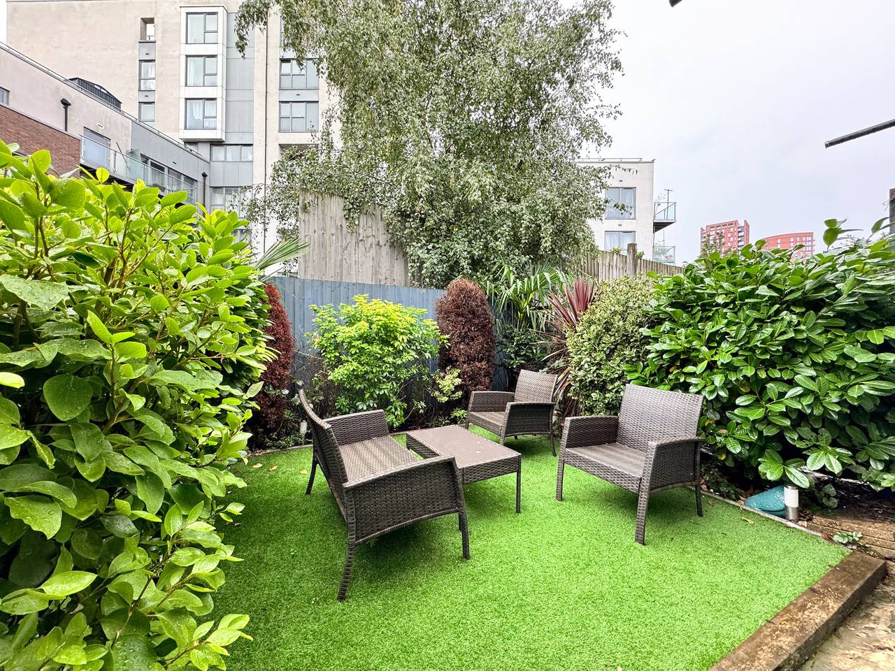 Apartamento vacacional entero, London Apt - Sleeps 4 - Parking - Wifi in Tower Hamlets, Londres