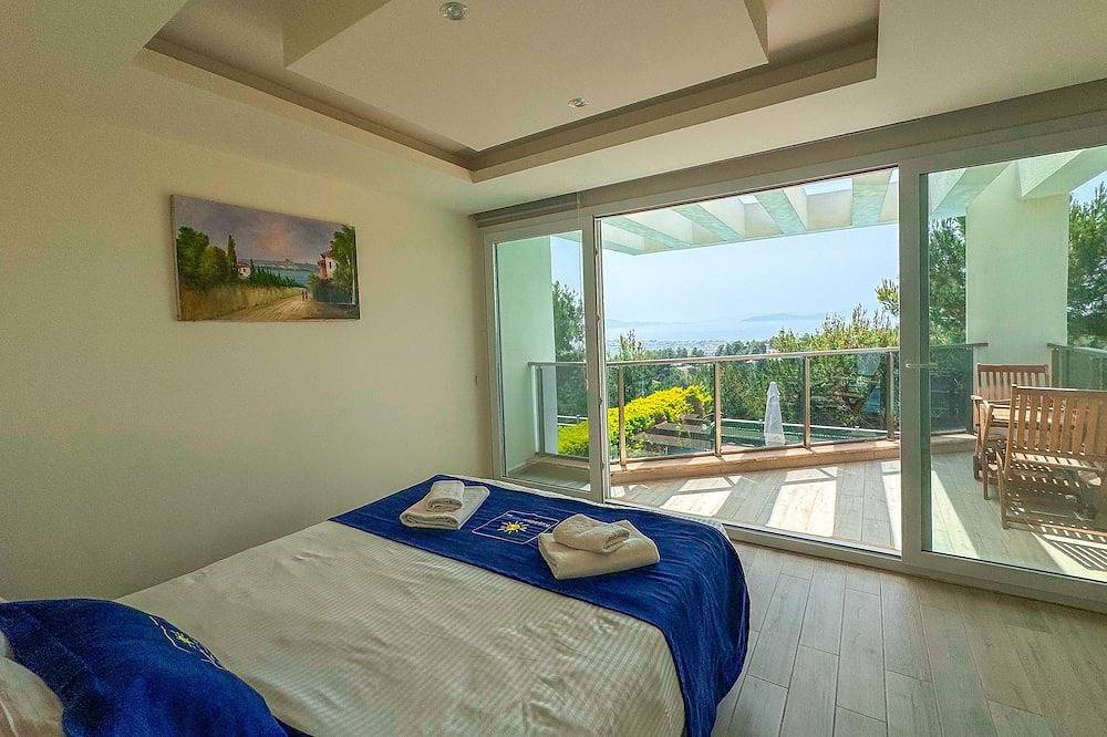 Luxury villa with private pool in Kusadasi, Aydın Province