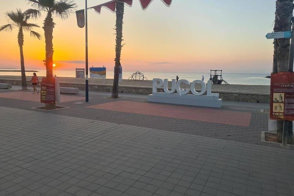 Entire apartment, Apartment in Puçol beach, quiet and cozy place. in Puçol, Costa de Valencia