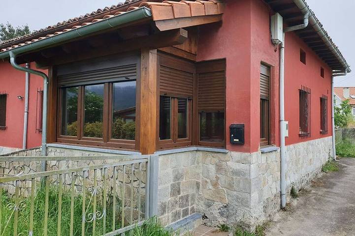 Gîte pour 8 personnes, avec Jacuzzi ainsi que Terrasse et Jardin