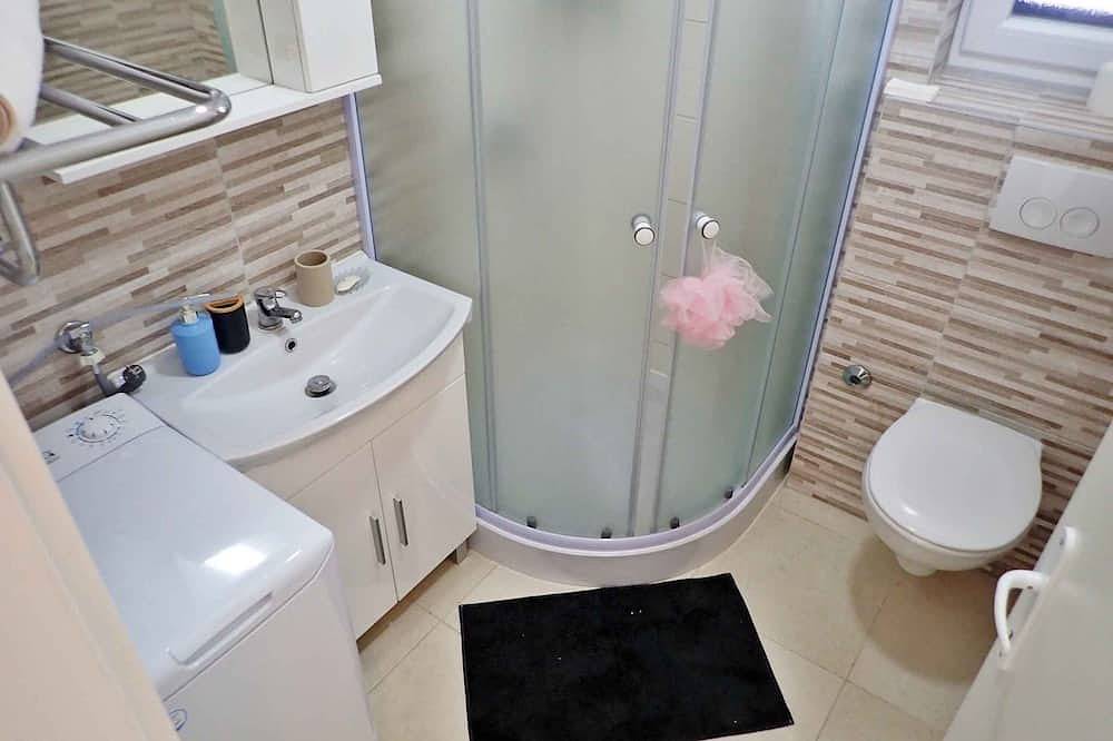 Geheel appartement, Vakantiewoning met een prachtig uitzicht op de zee in Polača, Zadar