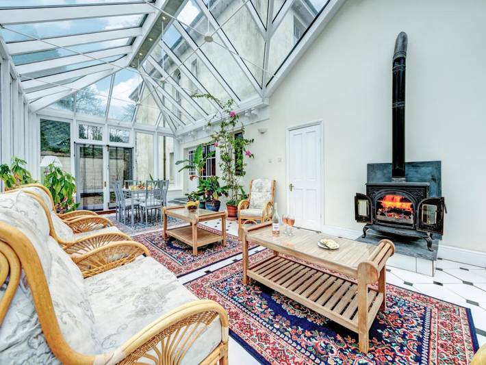Holiday rental for 14 people, with garden, child-friendly in South Devon