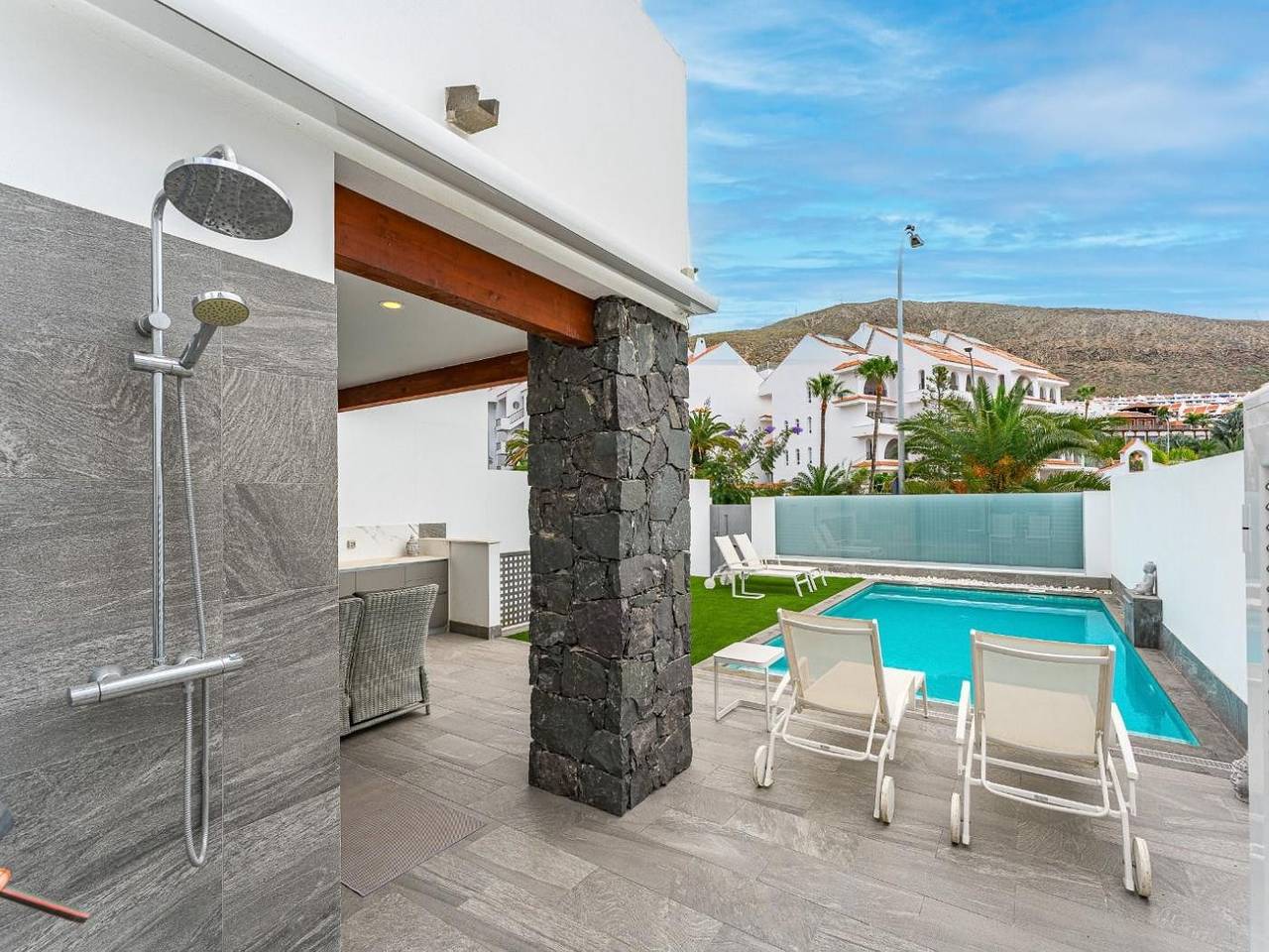 Villa Seréna in Los Cristianos, Arona