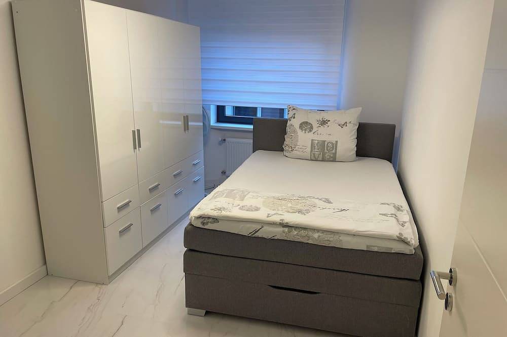 Ganze Wohnung, Zentrales Apartment\nmit Xxl Tv/Wlan,Vollküche & Kamin in Wuppertal, Bergisches Land