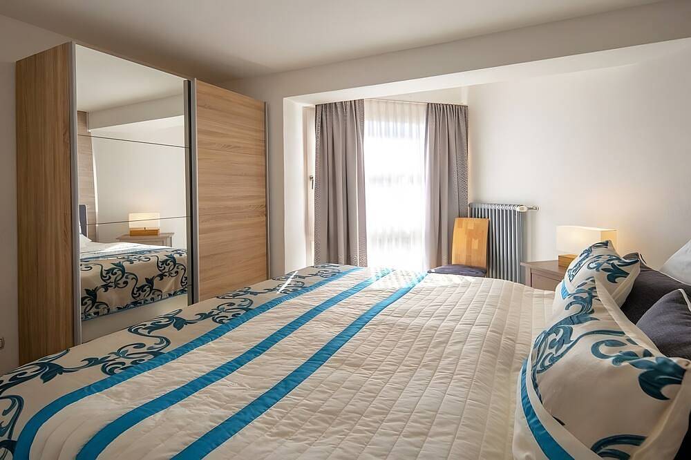 Ganze Wohnung, Ferienwohnung Maarhöhe für 2 bis 6 Personen (54 m²) im Maarberg Resort in schalkenmehren am See in Schalkenmehren, Vulkaneifel