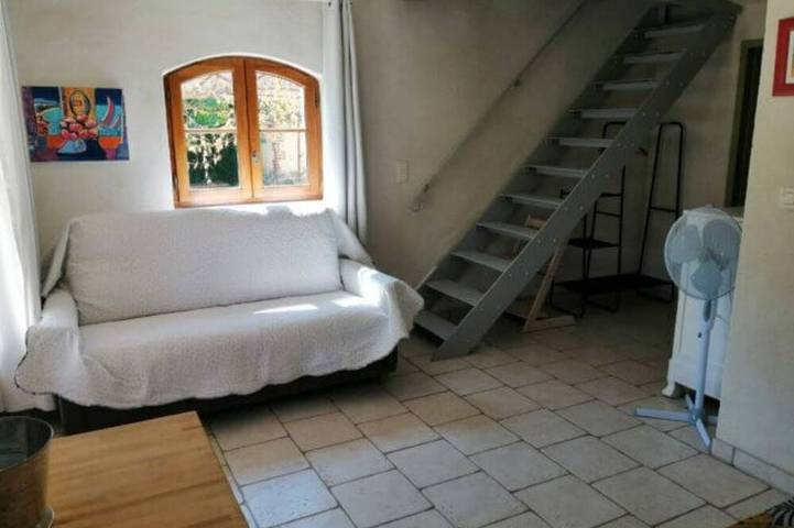 Gîte pour 15 personnes, avec jardin à Courry - 3