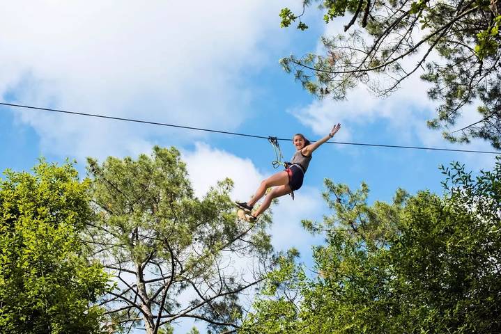 Camping pour 6 personnes, avec terrasse et piscine dans le Lot - 2