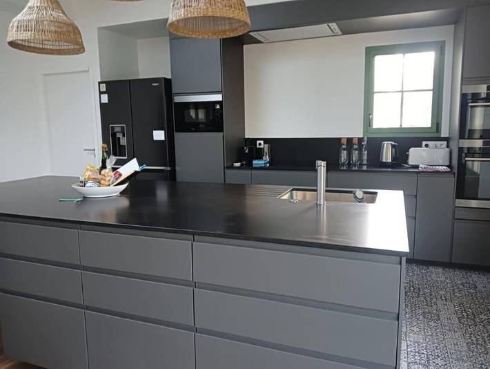 Location de vacances pour 8 personnes, avec terrasse et piscine dans Port Joinville - 3