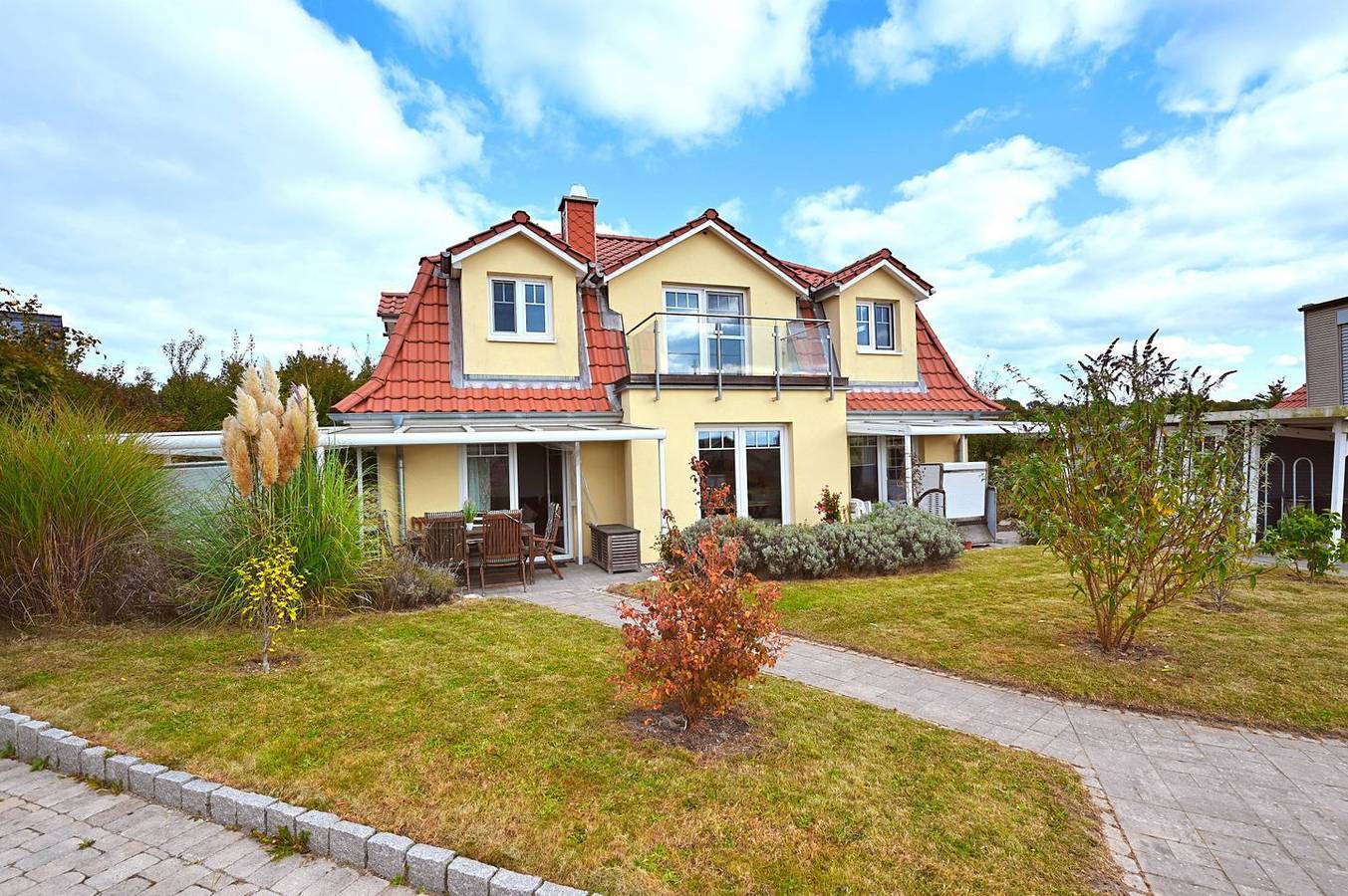 Freistehendes Ferienhaus Kranichhöhe mit Balkon, Terrasse und Whirlpool in Hohwacht in Hohwacht, Hohwachter Bucht
