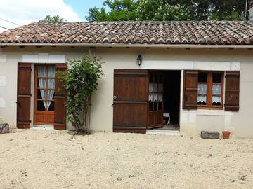 Gîte pour 3 personnes en Dordogne