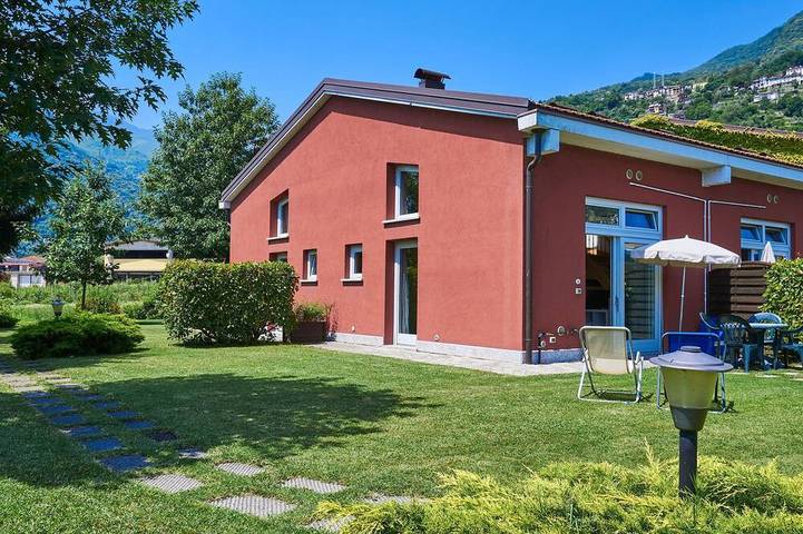 Ferienhaus für 4 Personen, mit Terrasse und Garten
