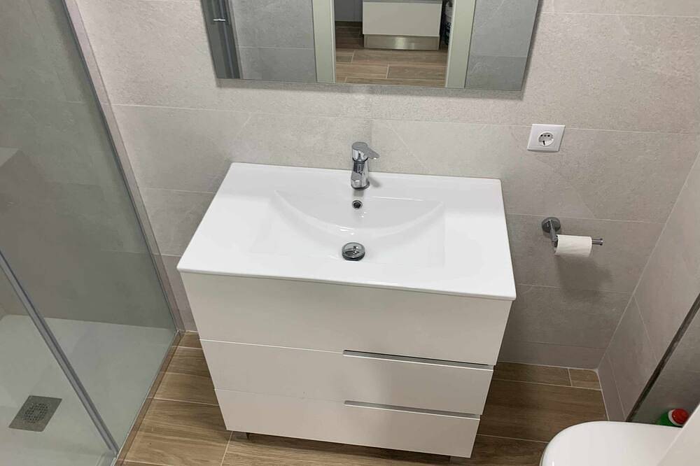 Appartement entier, Pau Picasso – Studio avec Piscine et Terrasse in Tossa de Mar, Costa Brava