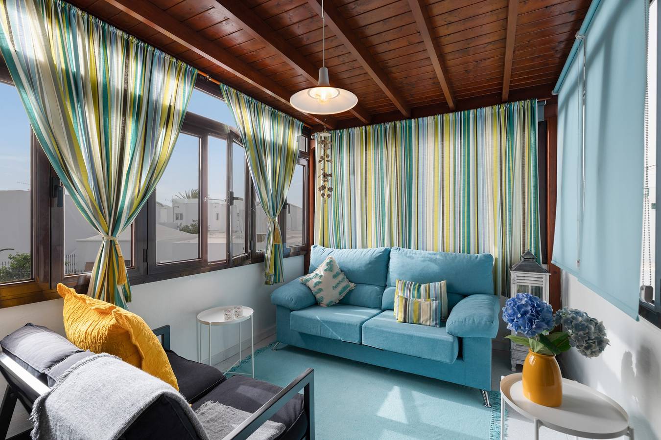 Geheel appartement, Vakantiewoning "Vacacional Puerto del Carmen" met zeezicht, terras & Wi-Fi in Puerto del Carmen, Tías