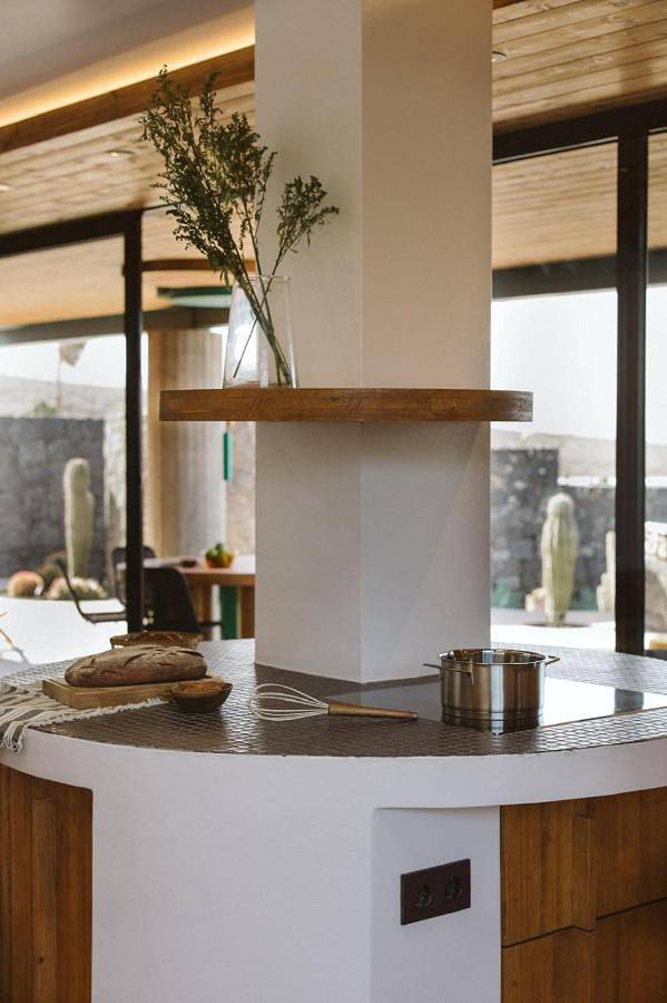 Casa rural para 6 personas, con jardín además de vistas y piscina en Famara - 4