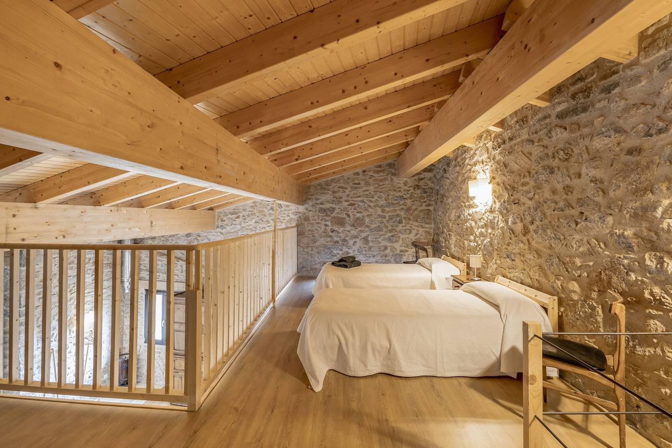 Casa Vacacional 'Mas Fogonella' con Vistas a la Montaña, Terraza Privada y Wi-Fi in Ogassa, Pirineo Catalan