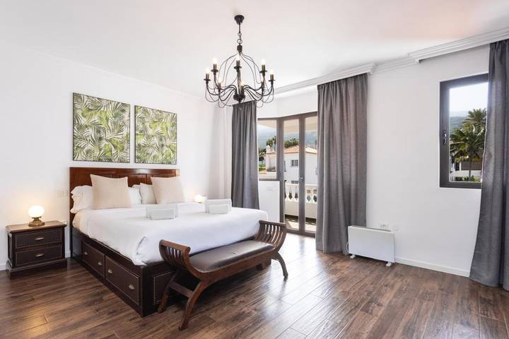 Chalet para 10 personas, con Balcón y Terraza además de Jardín y Piscina en Valle de la Orotava - 2