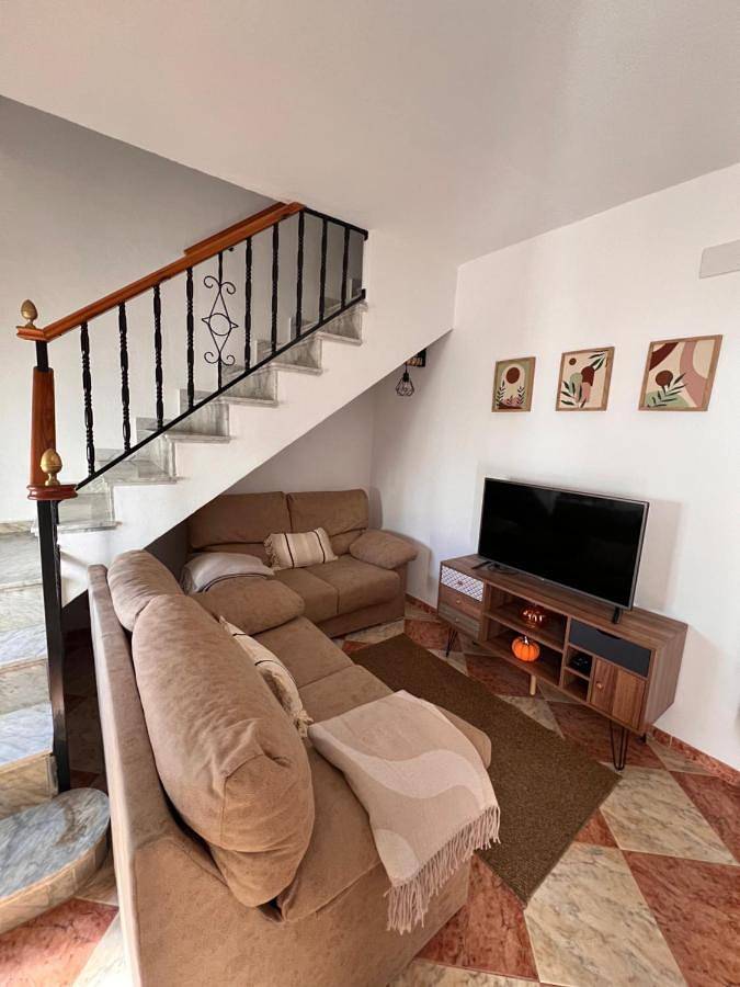 Casa rural para 5 personas, con Balcón y Terraza además de Vistas al lago y Vistas en Zahara de la Sierra - 3