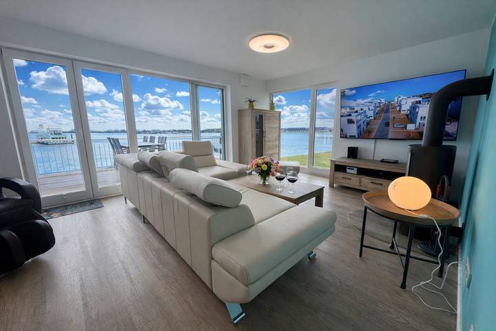 Ferienhaus für 6 Personen, mit Sauna und Terrasse sowie Meerblick