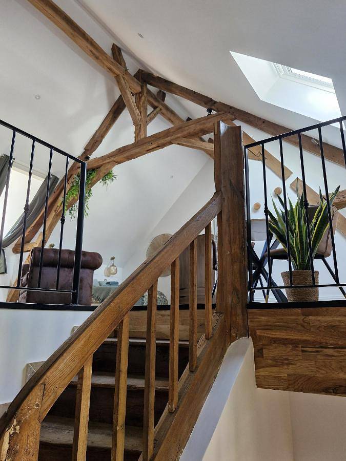 Appartement entier, One-Bedroom Apartment in Onzain, Région de Blois