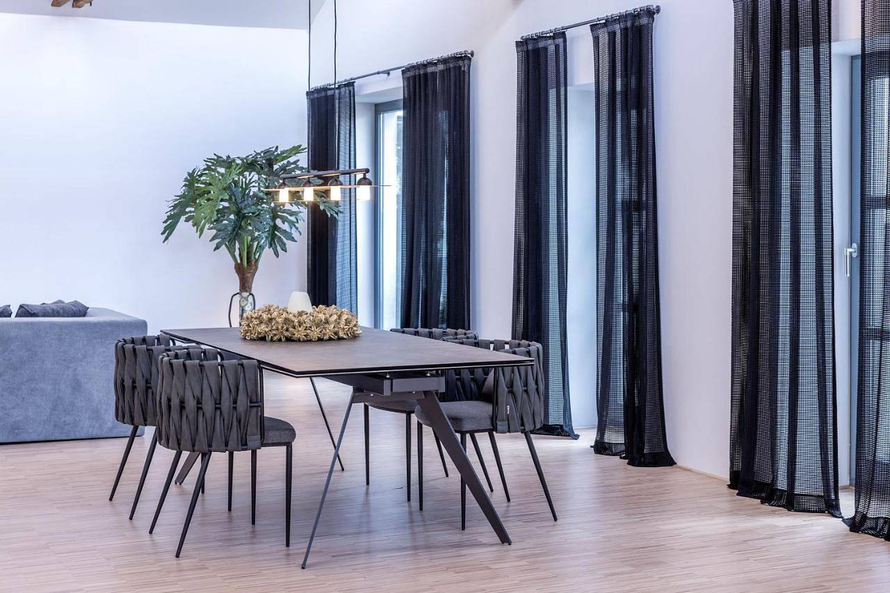 Ganze Wohnung, Luxus Wellness Loft - 245qm - Designwohnen im Zentrum in Gütersloh, Nordrhein-Westfalen