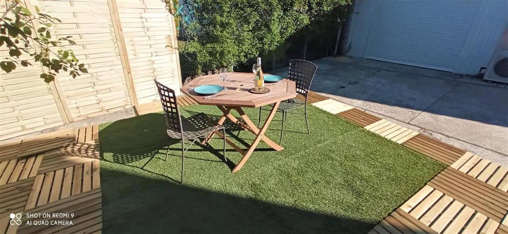 Appartement de vacances pour 3 personnes, avec piscine et jardin