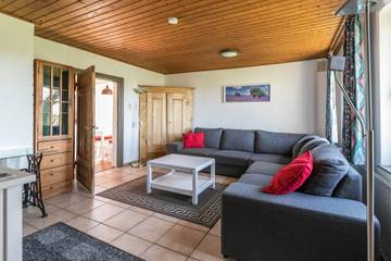 Gemütliche Ferienwohnung "Deichgraf 2" in Meeresnähe mit WLAN