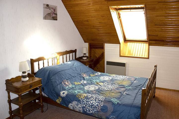 Location de vacances pour 5 personnes, avec terrasse et jardin à Plogonnec - 2