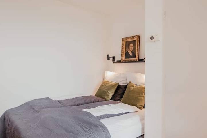 Ferienwohnung für 4 Personen, mit Balkon in Bergpark Wilhelmshöhe - 4