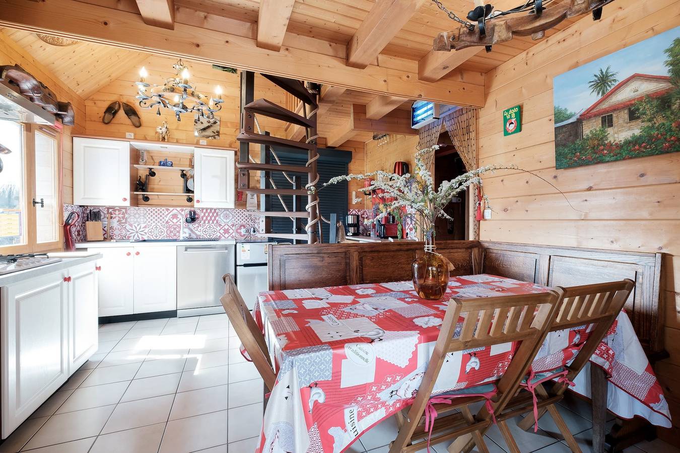 Le Chalet Boisé - Maison avec jardin clôturé in Montoldre, Región de Vichy