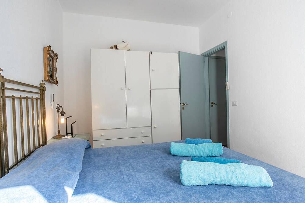 Ganze Wohnung, 2-Zimmer-Strandapartment in Taormina Me in Mazzarò, Taormina