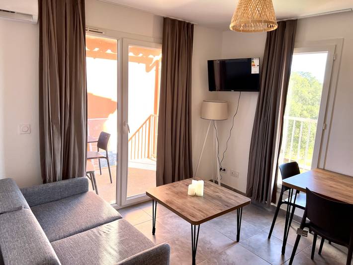 Gîte pour 4 personnes, avec terrasse à Lecci - 2