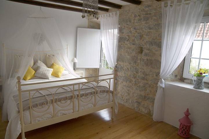 Romantische Villa w / Terrasse und Pool, absolute Privatsphäre in Reguengo Grande, Lissabon Distrikt