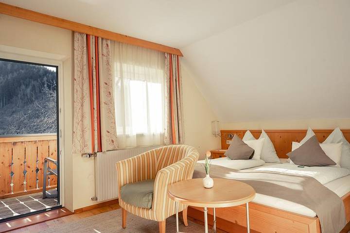 Ganze Ferienwohnung, Wohlfühlzimmer "Komfort" in Rottenmanner und Wölzer Tauern, Aigen im Ennstal