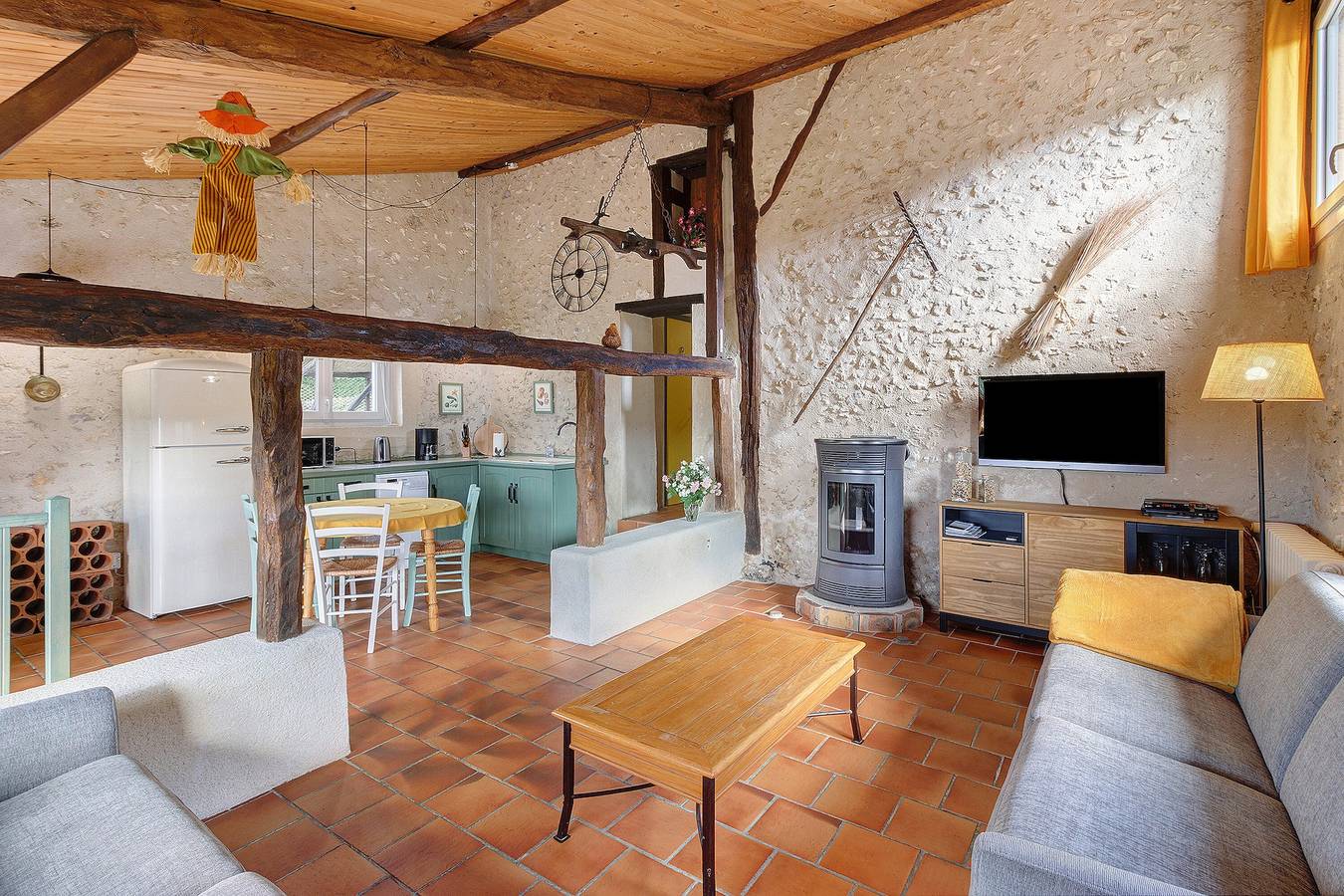 Gite la Bergerie (air-conditioned room) in Manzac-sur-Vern, Périgord Blanc
