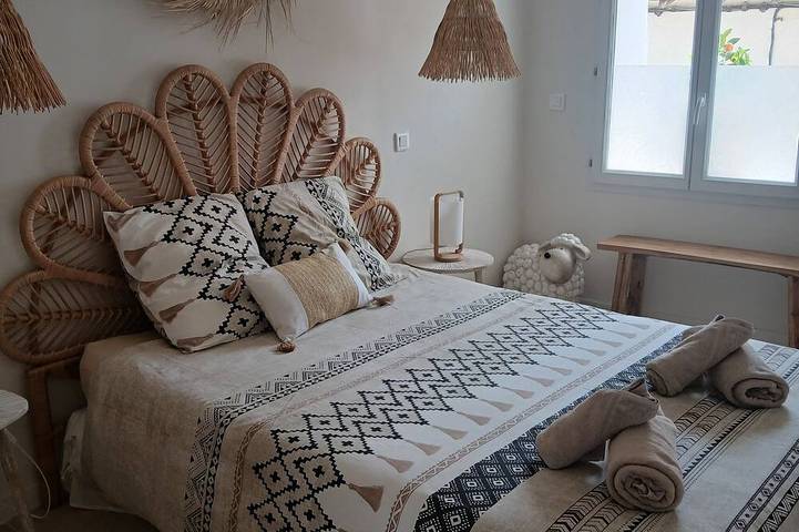 Location de vacances pour 4 personnes, avec jardin et terrasse à Eyragues - 4